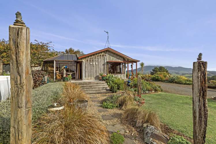 121 Maungatawhiri Road Raglan_18