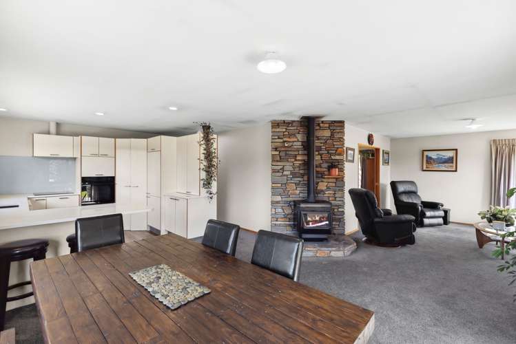 3 Dale Street Albert Town_3