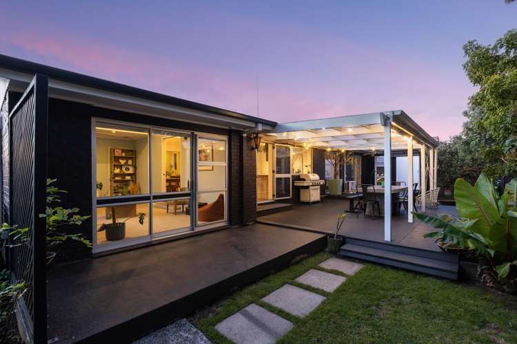 26 Doment Crescent Orewa_38