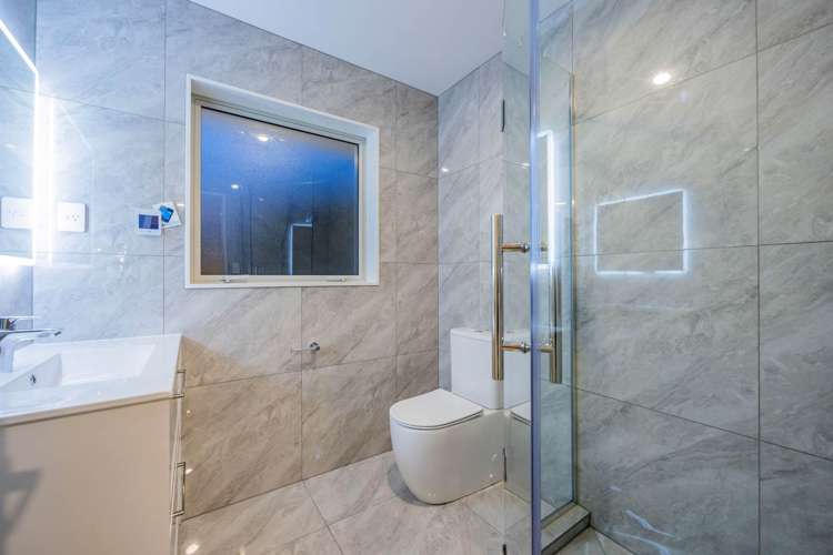 245d Hill Road The Gardens_34