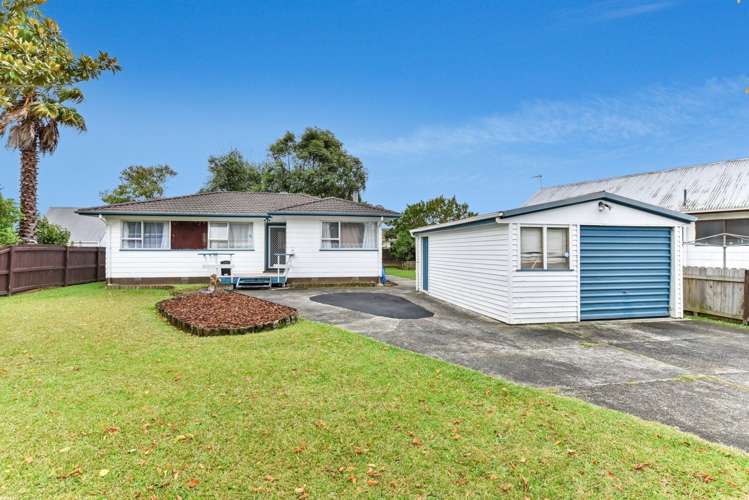 15 Bluewater Place Wattle Downs_0