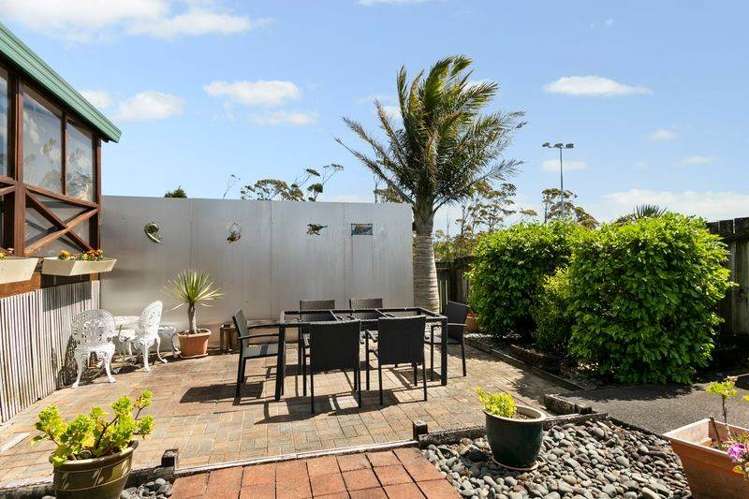 3/25 Captain Scott Road Glen Eden_15