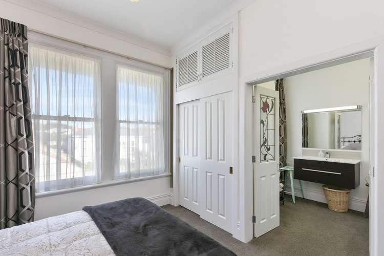 2 Te Wharepouri Street Berhampore_10