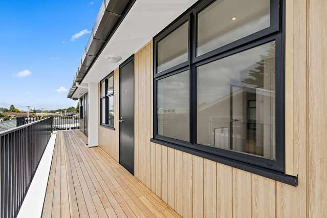 7/390 Hibiscus Coast Highway Orewa_1