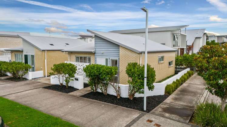 194 Clark Road Hobsonville_1