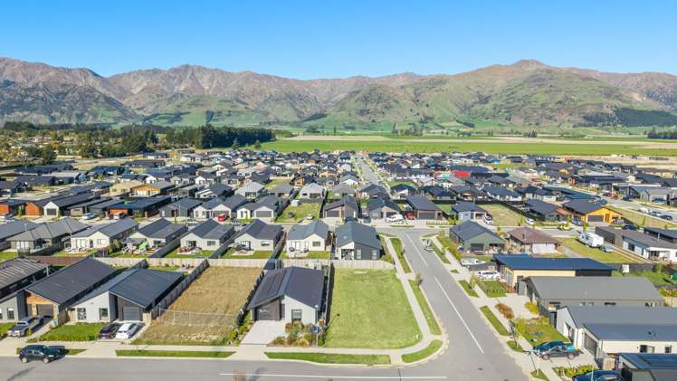 19 Caton Street Lake Hawea_8
