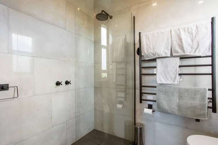 Upper Floor/18 Tutanekai Street Grey Lynn_3