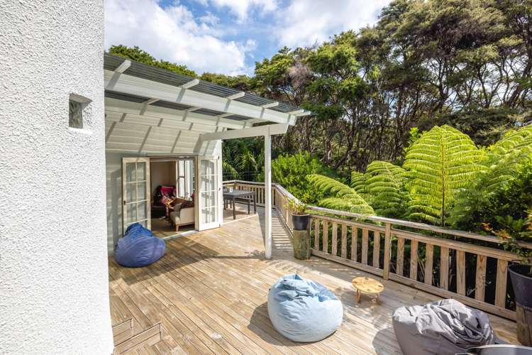 69 Victoria Road South Onetangi_10