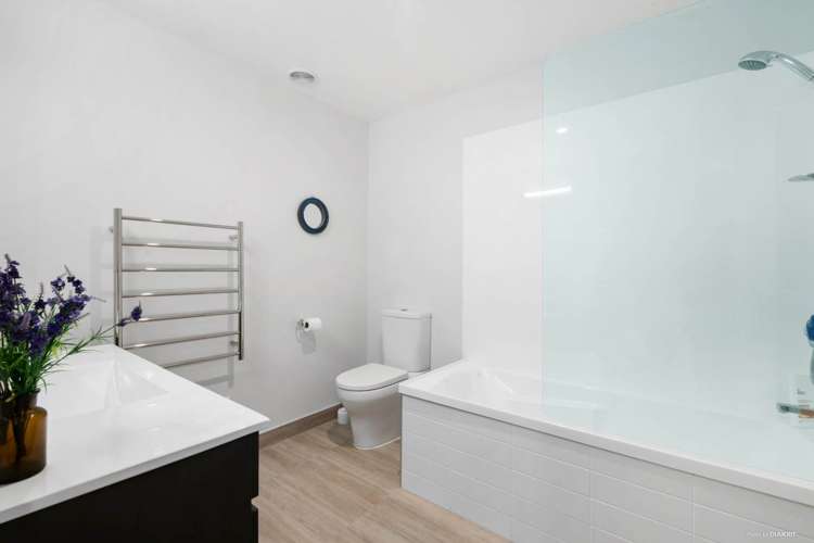 5e Melia Place Stanmore Bay_13