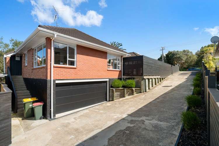 29 Glenfern Road Mellons Bay_22