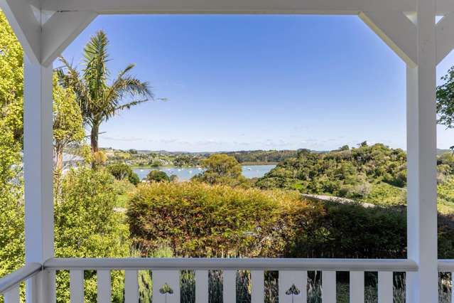 35 Oxford Street Whakapirau_1