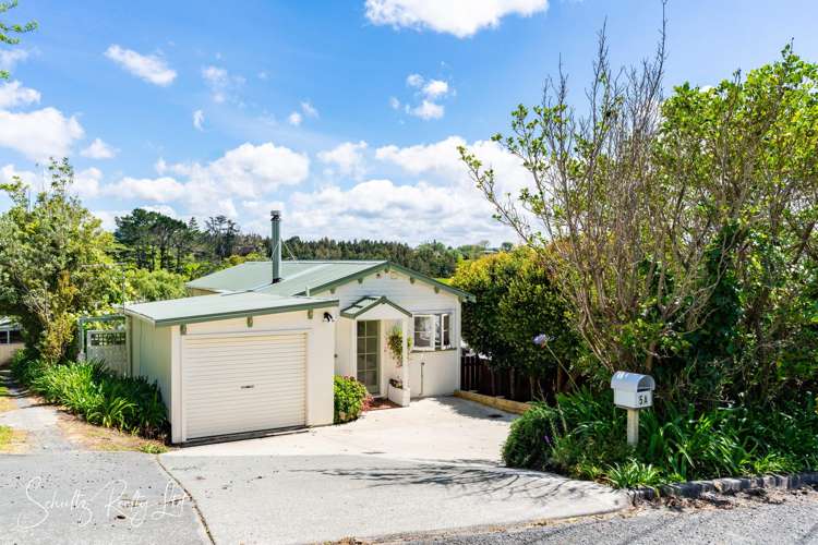 5A Whaka Street Maungaturoto_34