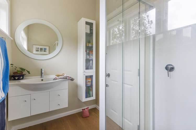 68 Friend Street Karori_20