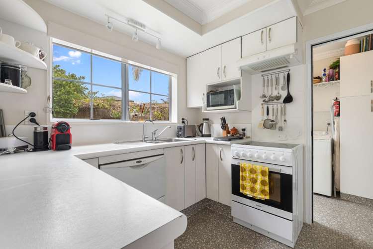 3b Benjamin Place Matua_8