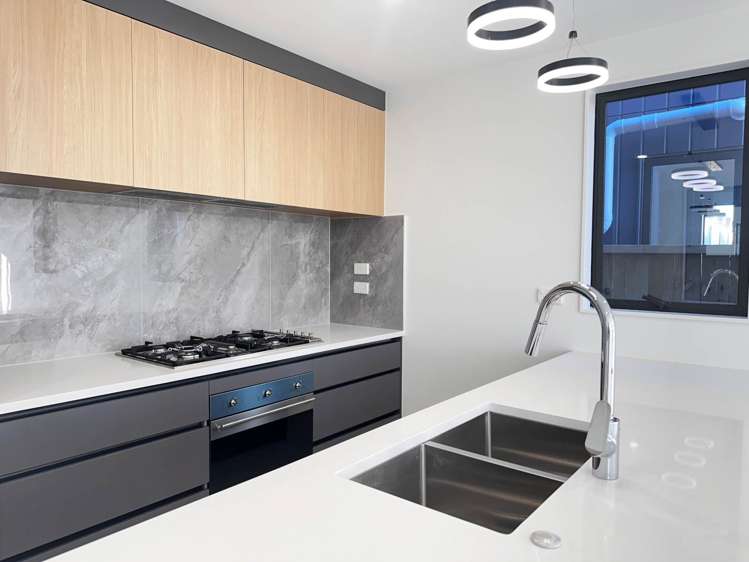 37 John Gray Street Papakura_2