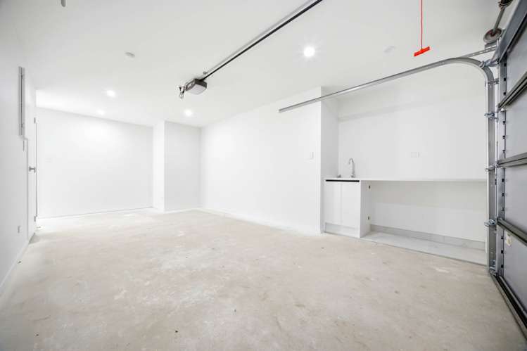 69 Archers Road Glenfield_17
