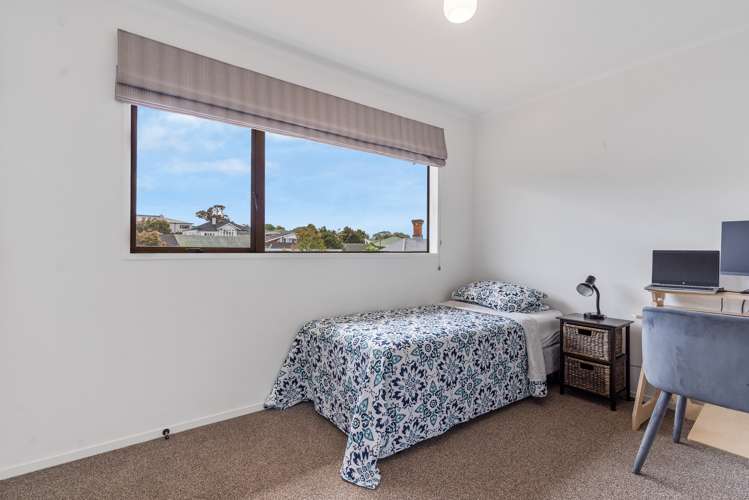 4/24 Turama Road Royal Oak_9