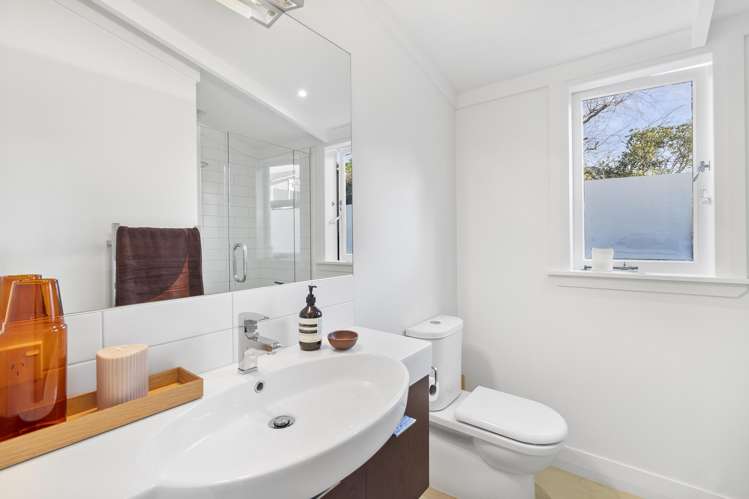 22 Seacombe Road Point Chevalier_12