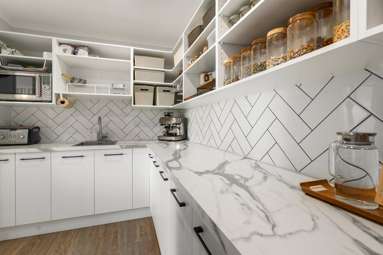 28 Chris Drive_4