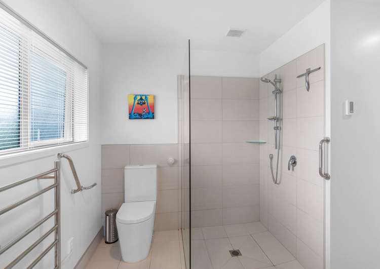 8 Bayview Park Lane Orewa_26