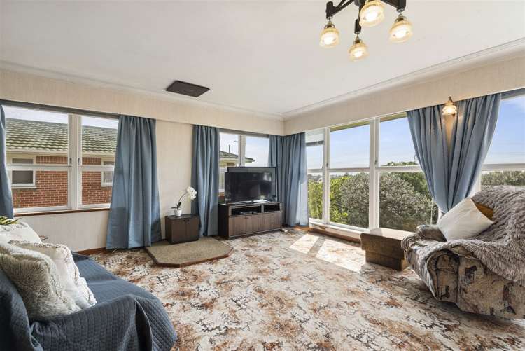 84 Royal View Road Te Atatu South_7