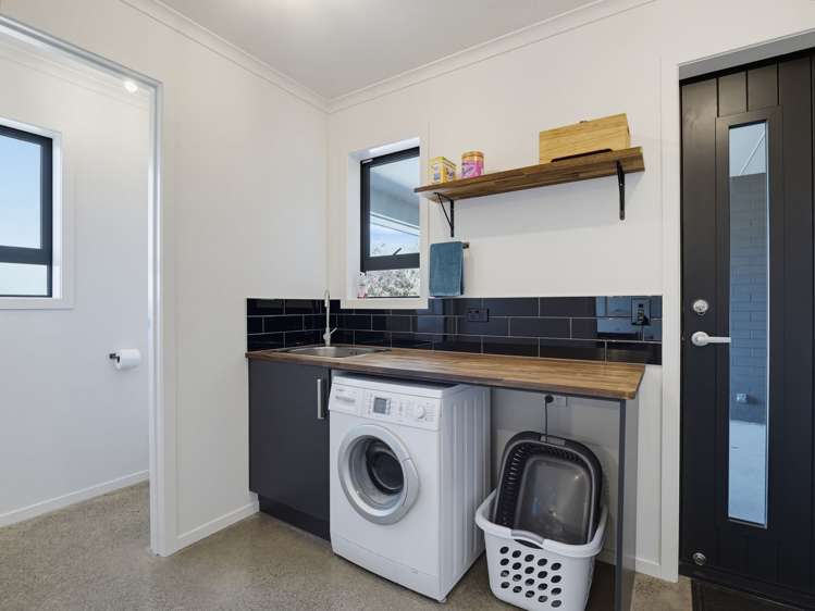 9 Golf Vue Place Castlecliff_24