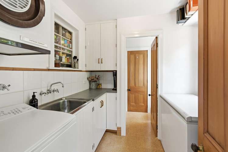 12 Fairview Crescent Kelburn_14