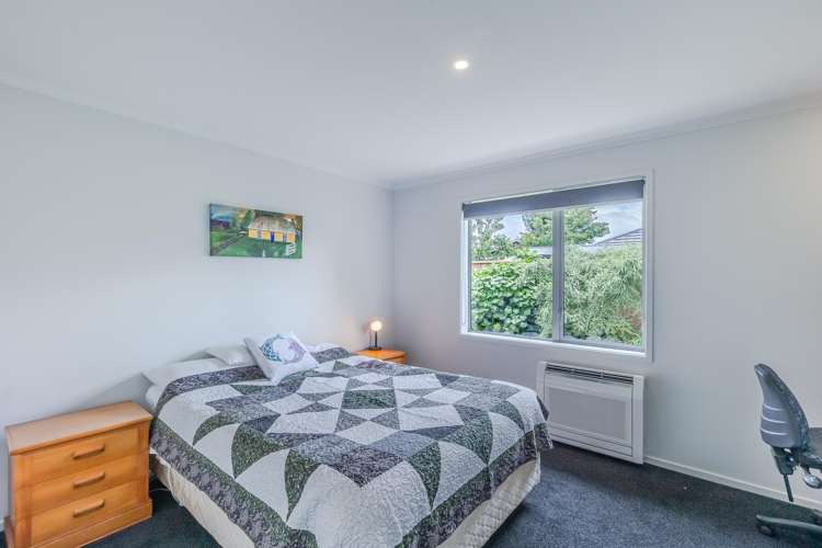 8 Yusef Way Levin_12