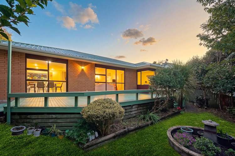 4 Rhinevale Close Henderson_34