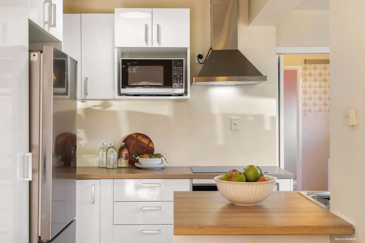 2/141 Selwyn Street_3