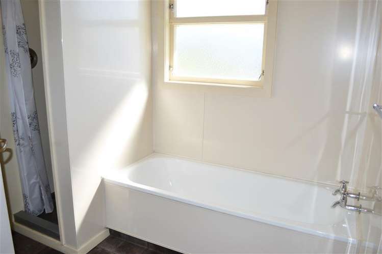 13 Hale Street Blenheim Central_10