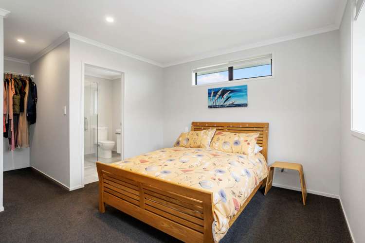 285 Pollok Wharf Road Pollok_15