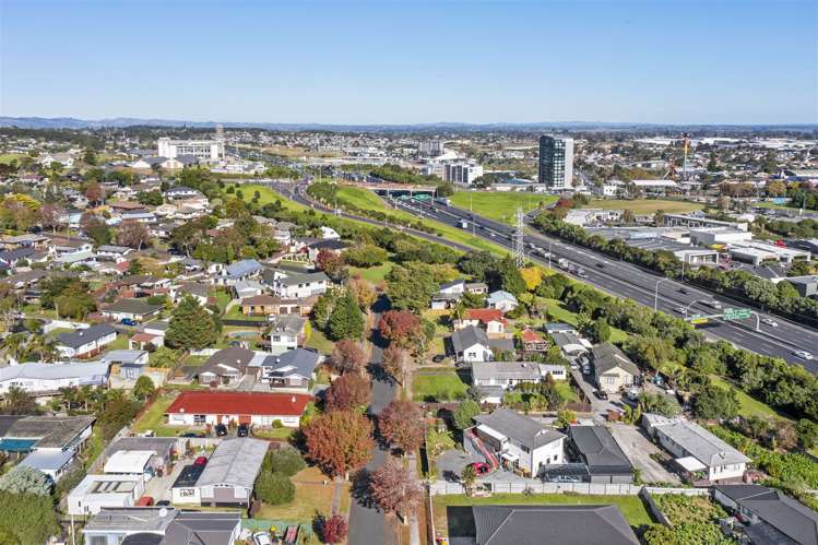 44 Sikkim Crescent Clover Park_8