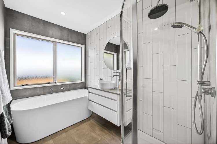 131 Pemberton Avenue Bayview_16