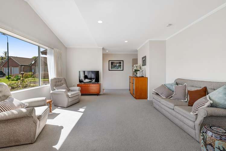 6 The Boulevard Red Beach_8