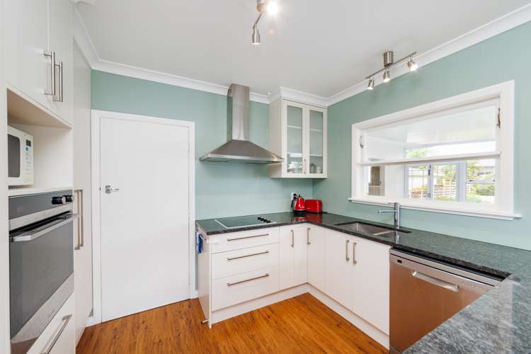 174 Maxwells Line Awapuni_11