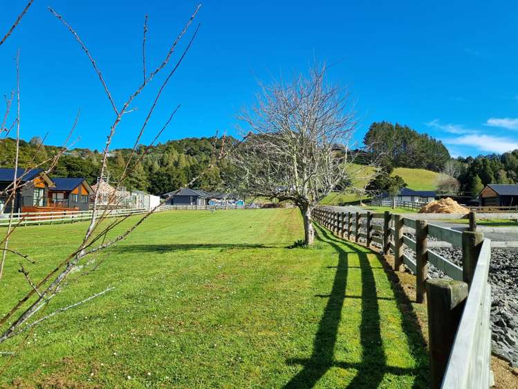 6 Bonnie Doon Place Kauri_9