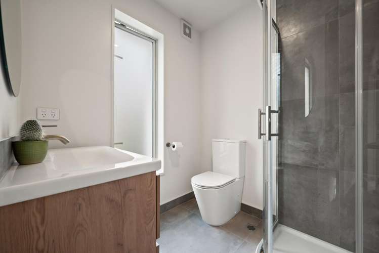 4/15 Domett Street Waltham_16