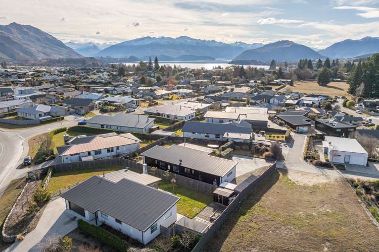 5 Hollywood Rise Wanaka_19