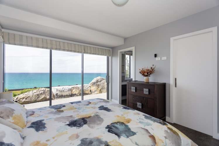 876a Beach Road Kakanui_6