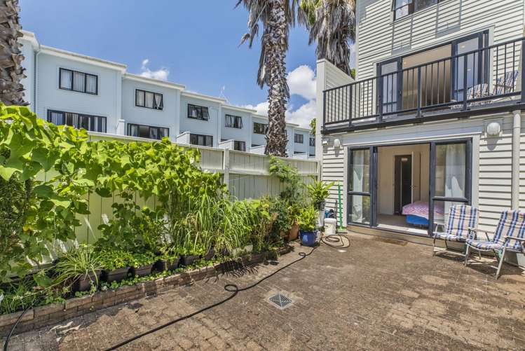 37/17 Lyon Avenue Mount Albert_10