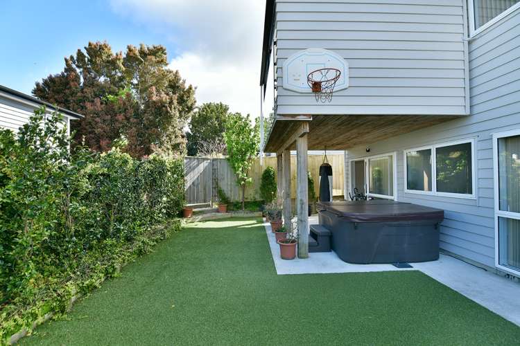 780 East Coast Road Oteha_2