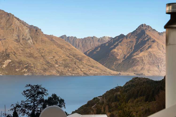 24b Dart Place Fernhill/Sunshine Bay_13