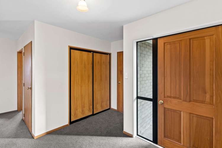 31 Seascape Gardens Bromley_5