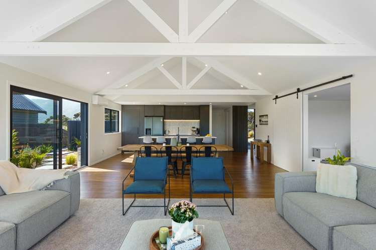 48 Anderson Park Drive Waikanae_11