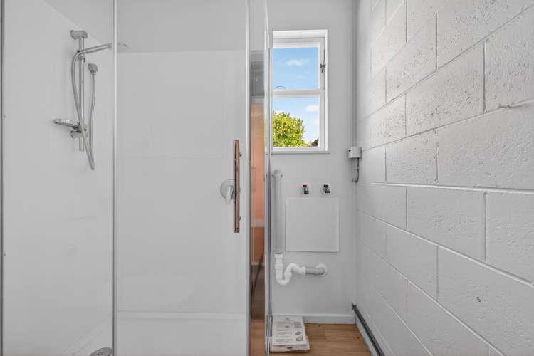 8A Kukupa Grove Heretaunga_13