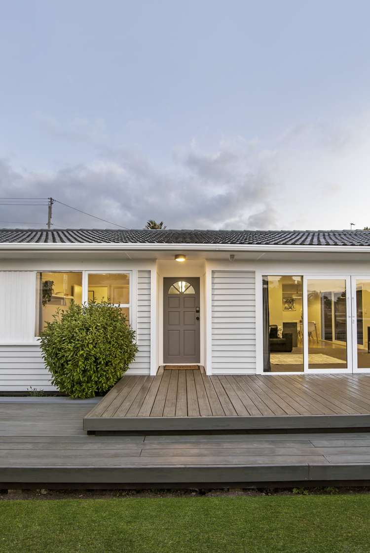 6 Stott Avenue Birkdale_23