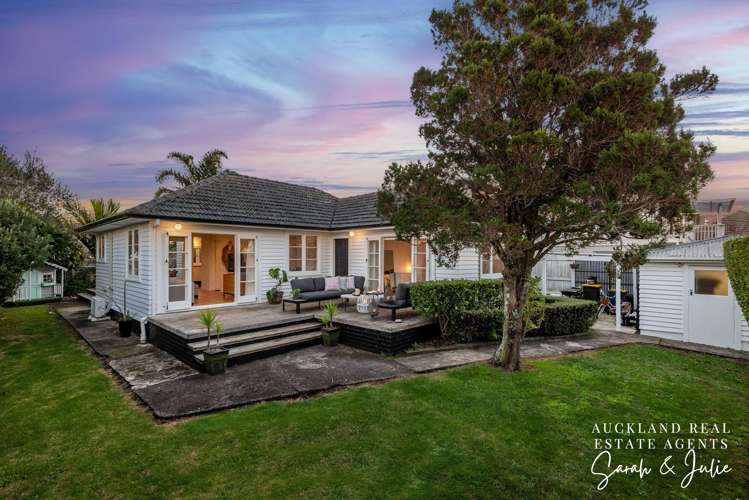 422 Old Te Atatu Road Te Atatu Peninsula_1