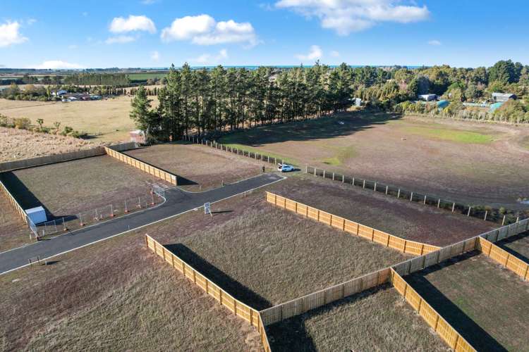 4 Frank Lane Amberley_11