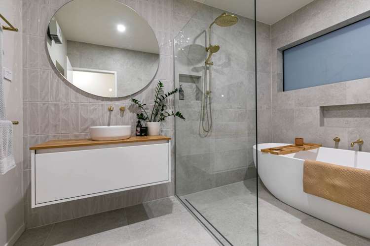 31 John Fair Drive Wainui_25